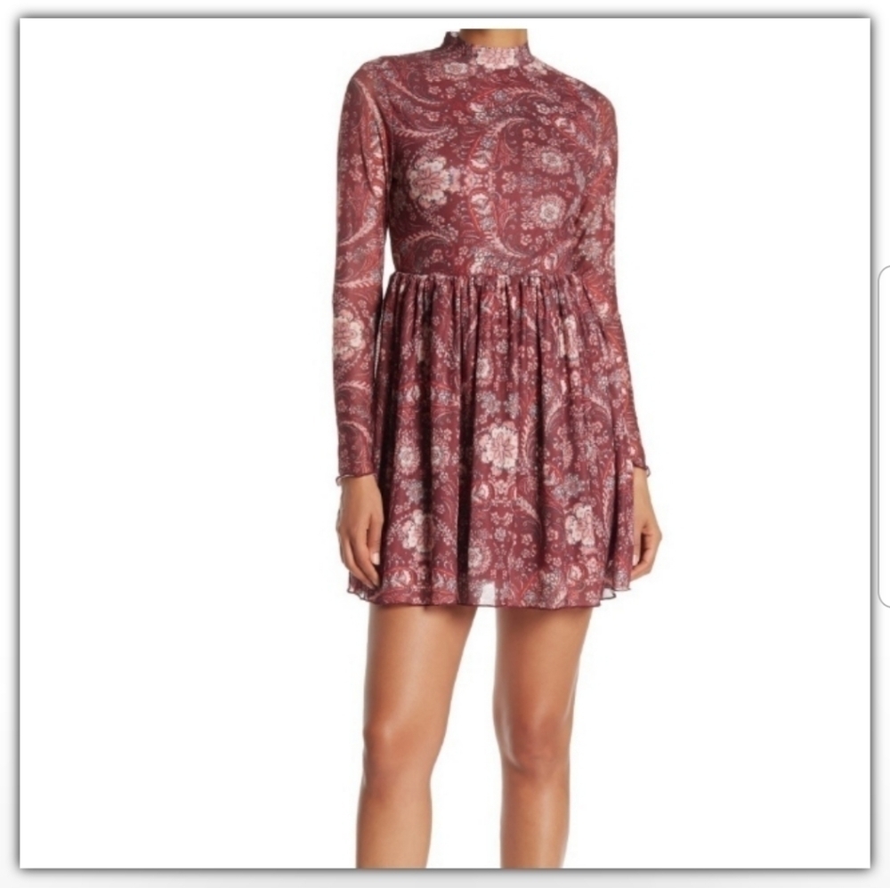 NWT TAYLOR & SAGE SIZE MEDIUM